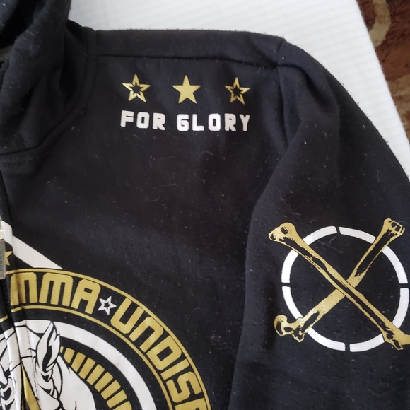 New York Rhino Hoodie - Picture 3 of 5